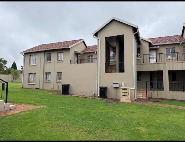 1 BEDROOM APARTMENT FOR SALE IN WILLOWBROOK